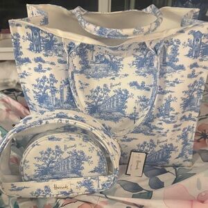 Harrods Toile Print Tote and Round Bag Set in Blue and White